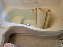 グレーで統一したスタイリッシュな浴室に TOTO シンラにお取替え グレーで統一したスタイリッシュな浴室に TOTO シンラにお取替え